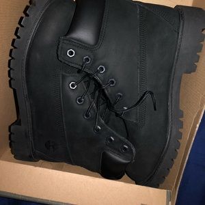 Black Timberland Boots!